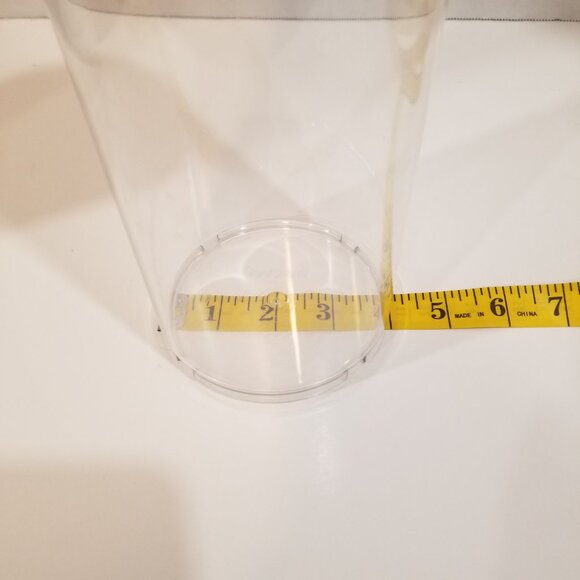 Click Clack 2.3 Quart Tall Pantry Canister, EUC - Picture 5 of 6